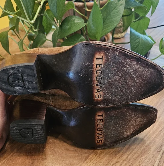 Tecovas The Daisy Brown Suede - 7